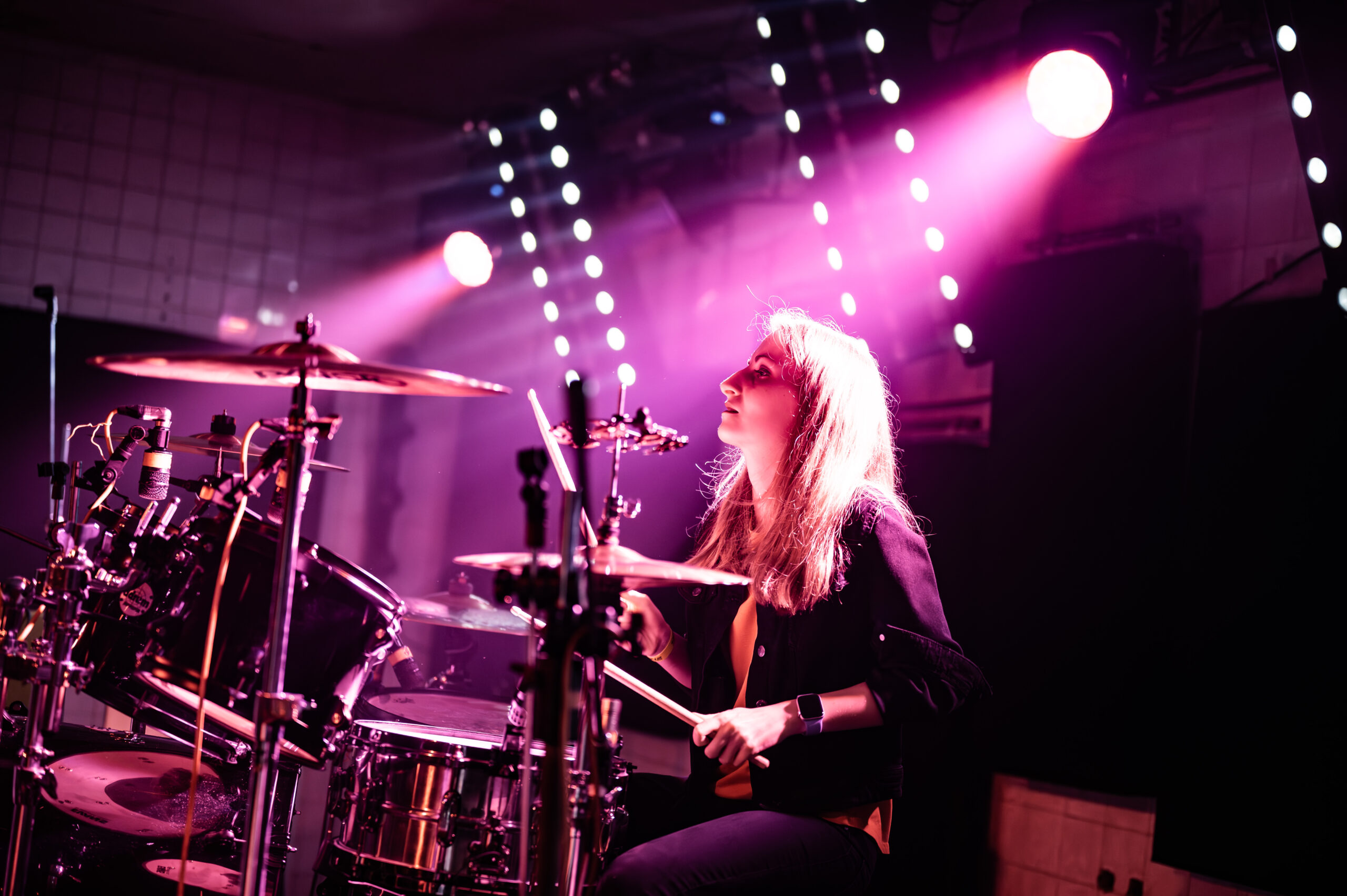 VINC & Red Light Street